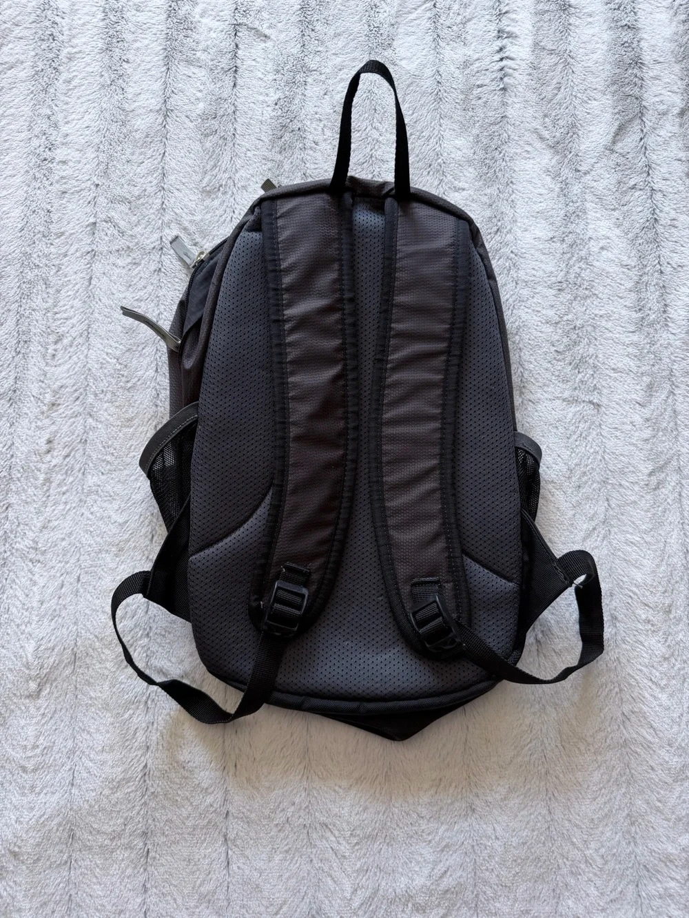 Deuter Refugio 20L Daypack Backpack